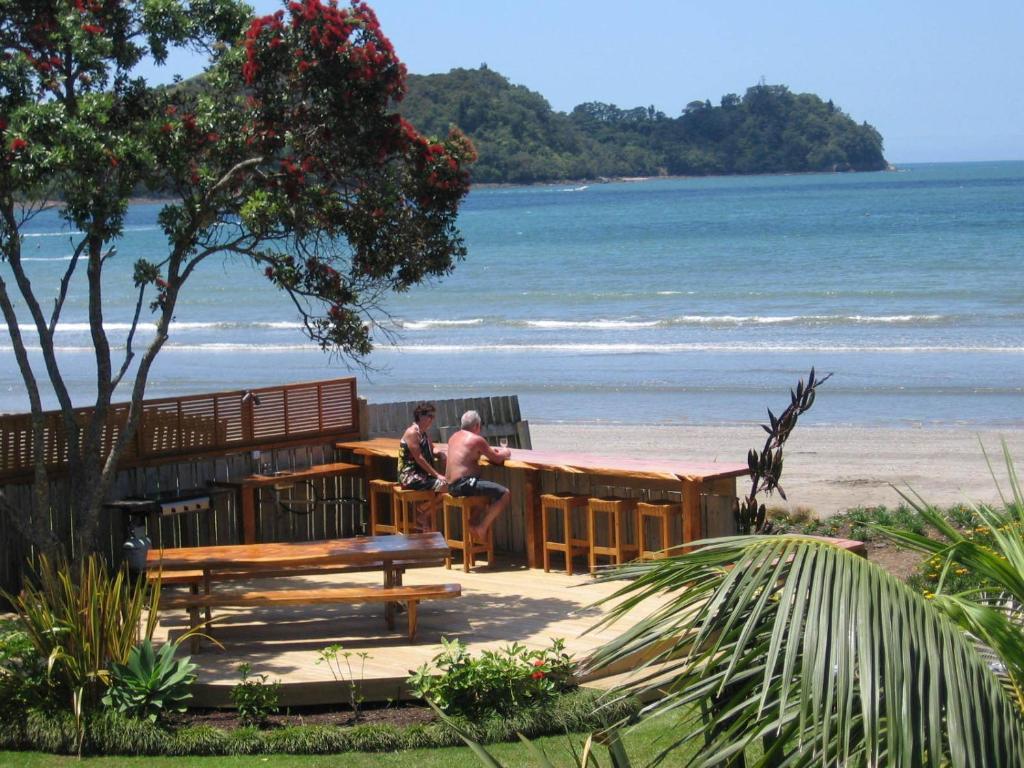 Beachfront Resort Whitianga Esterno foto